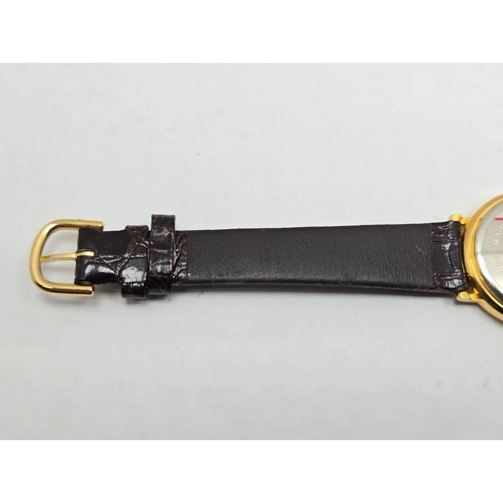 Womens Vintage Nivada Bermuda Map Swiss Quartz Gold Leather Watch New Battery